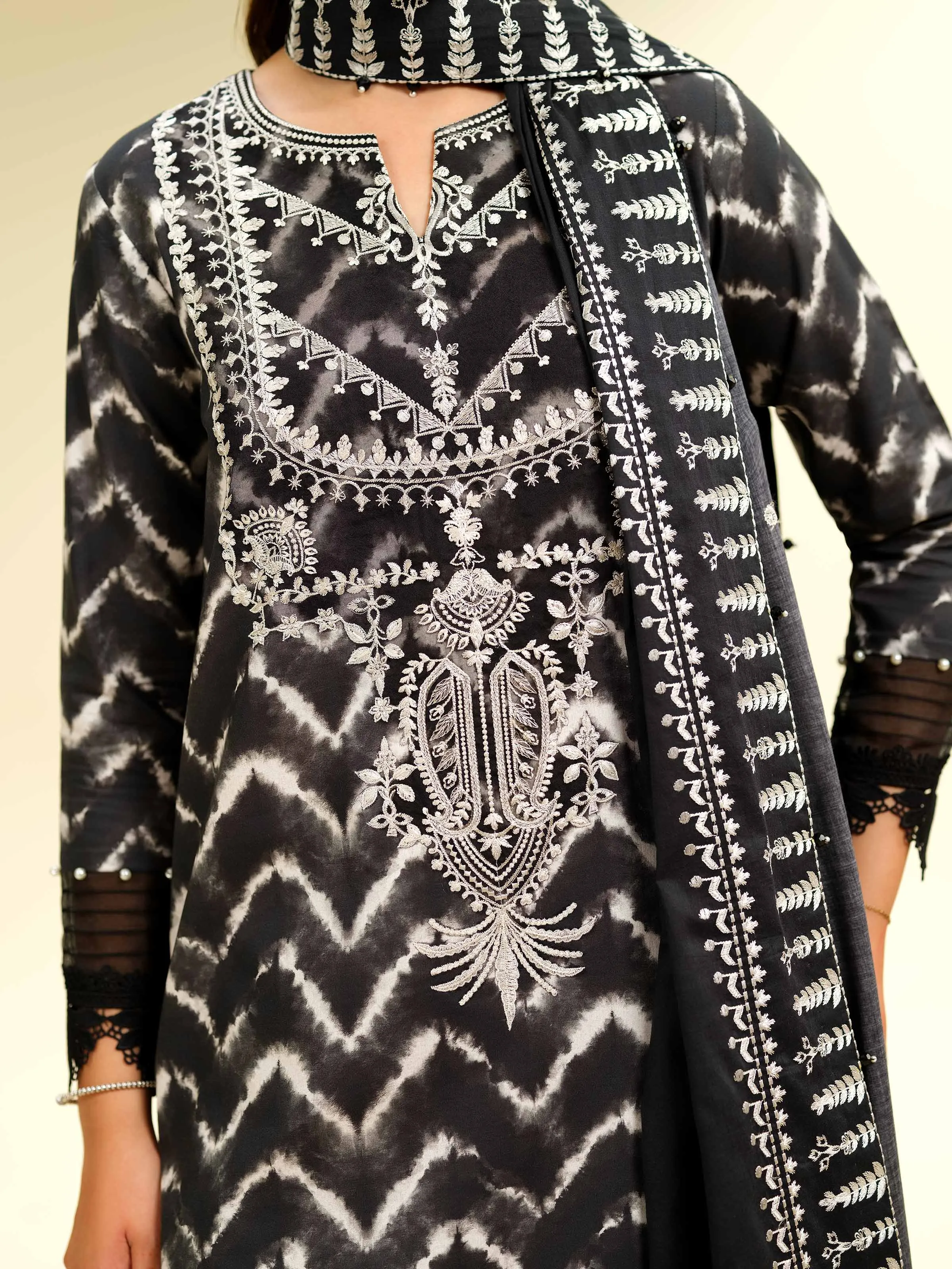 3 Piece - Printed Embroidered Suit - 42501365