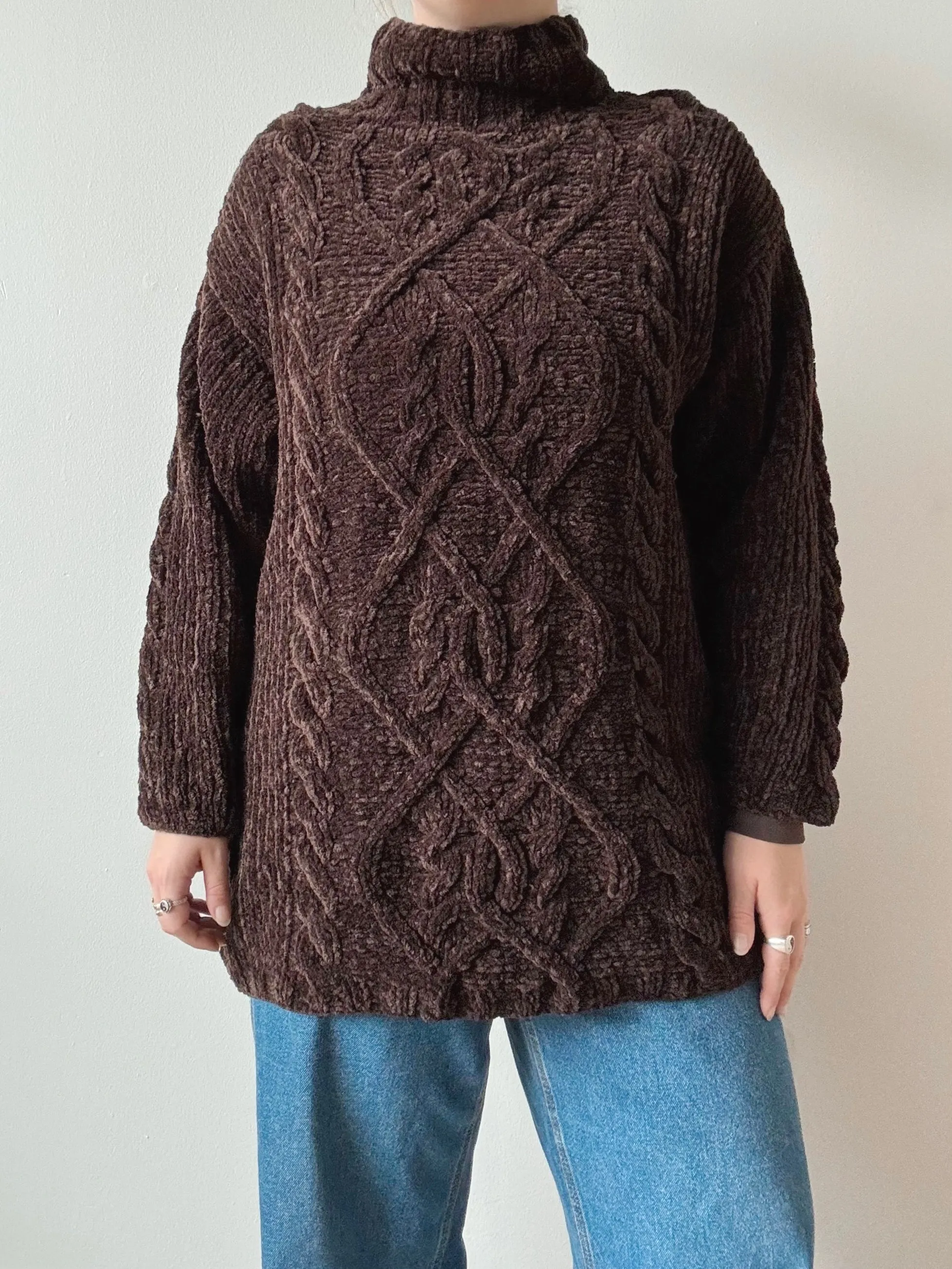 90s Vintage Express Brown Chenille Hand-Knit Sweater (M)