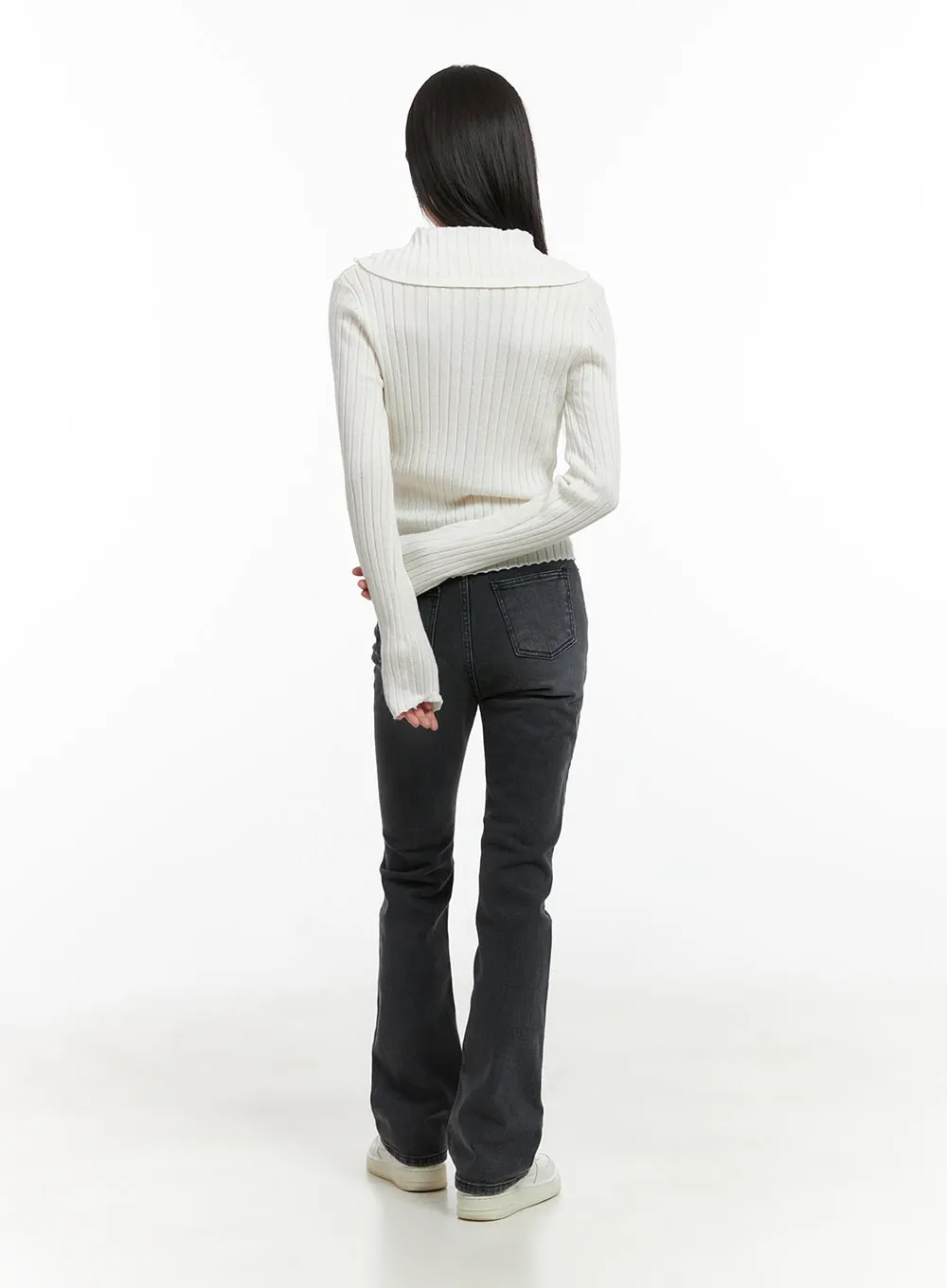 Cleo Slim Fit Bootcut Jeans CG426