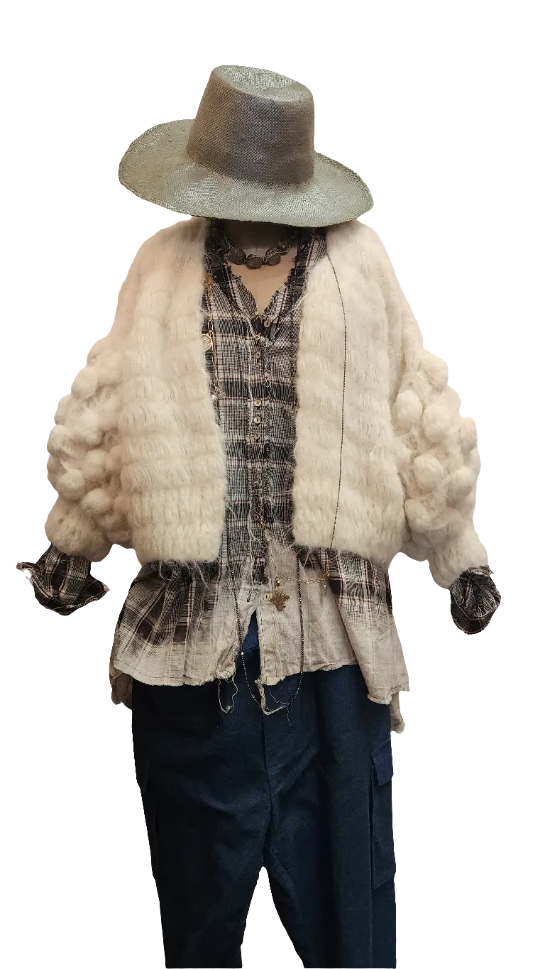 Hand-crochet pom-pom cardigan (Alpaca)
