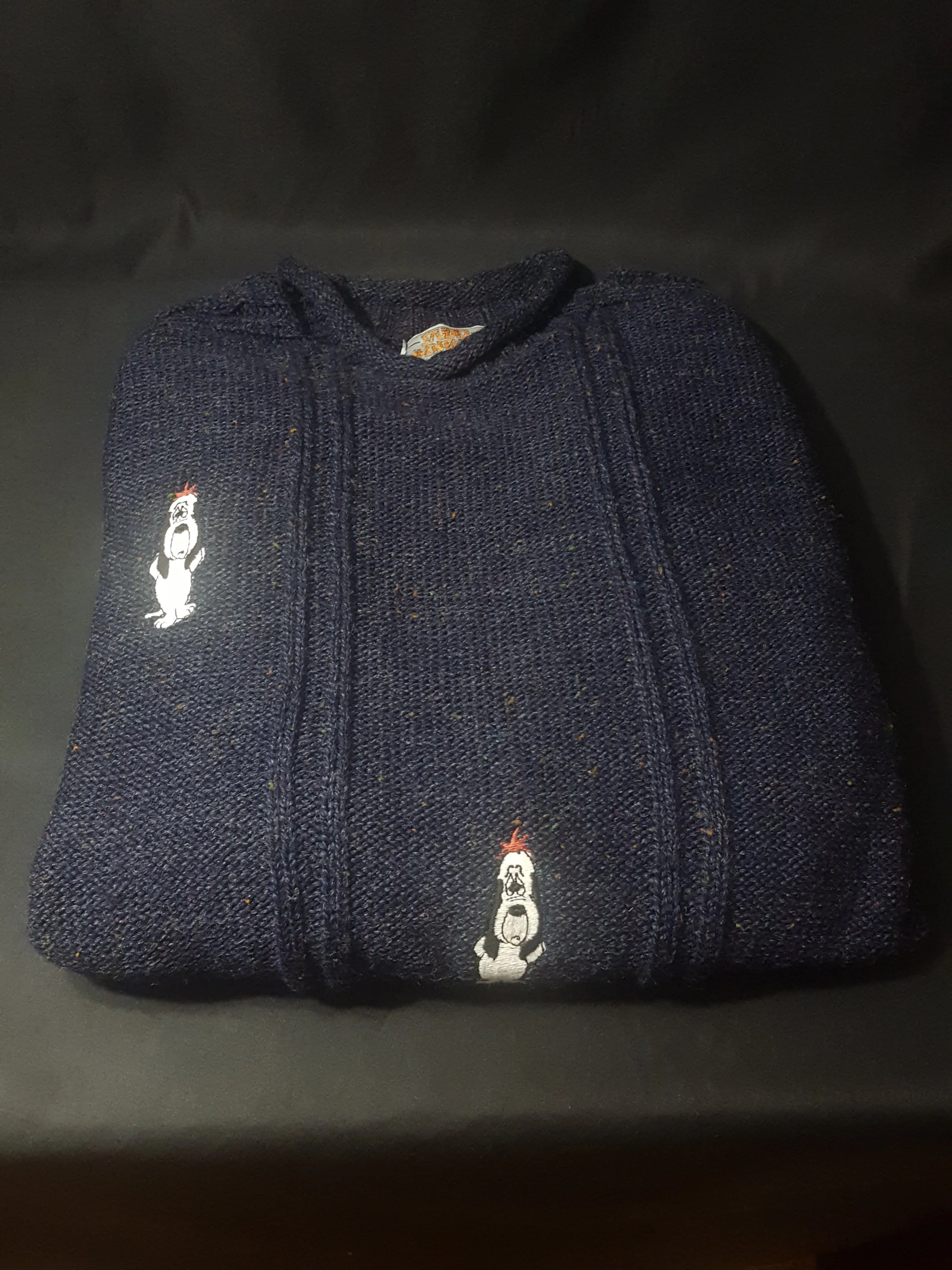 Studio Adventures 1994 Turner ENT CO. Unisex Sweater Size XL