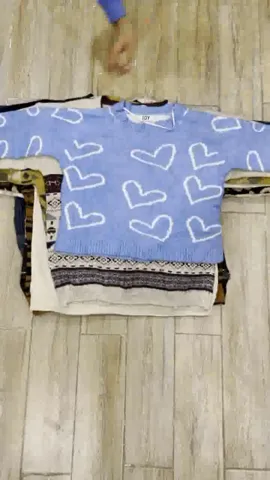 Y2K Women's Sweaters - 20 Pieces